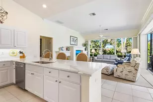 557 Marsh Creek Rd, Venice, FL 34292 - Photo 5