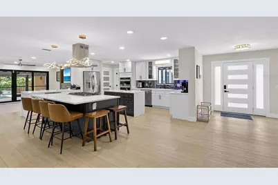 3455 Anglin Drive, Sarasota, FL 34242 - Photo 9