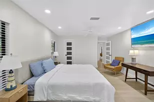 3455 Anglin Dr, Sarasota, FL 34242 - Photo 35