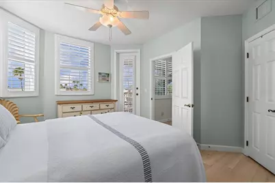 1260 Dolphin Bay Way #404, Sarasota, FL 34242 - Photo 15