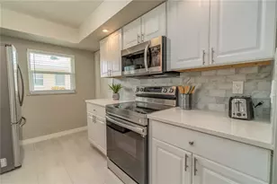 33 Caddy Rd, Rotonda West, FL 33947 - Photo 13