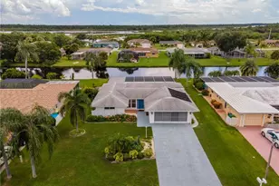 33 Caddy Rd, Rotonda West, FL 33947 - Photo 1