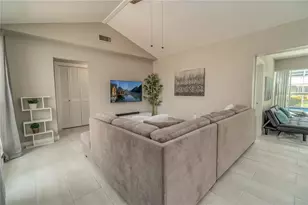 33 Caddy Rd, Rotonda West, FL 33947 - Photo 5