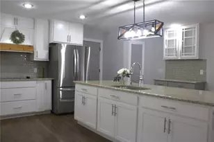 950 136th St NE, Bradenton, FL 34212 - Photo 5