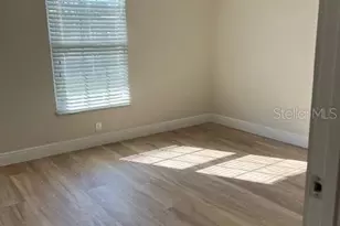 9821 Hernando Ct, Bradenton, FL 34210 - Photo 7