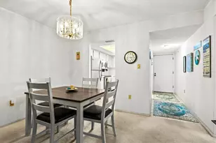 3564 Lake Bayshore Dr, Bradenton, FL 34205 - Photo 3