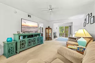 3564 Lake Bayshore Dr, Bradenton, FL 34205 - Photo 13