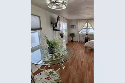 2037 Champion Street, Sarasota, FL 34231 - Photo 3