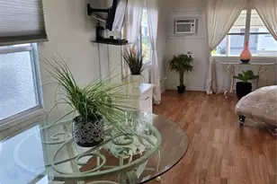 2037 Champion St, Sarasota, FL 34231 - Photo 3