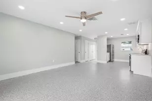 5830 Midnight Pass Rd, Sarasota, FL 34242 - Photo 9