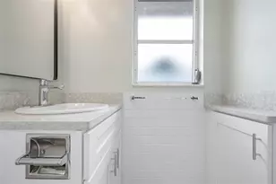 5830 Midnight Pass Rd, Sarasota, FL 34242 - Photo 19