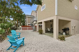 5390 Gulf Dr, Holmes Beach, FL 34217 - Photo 37
