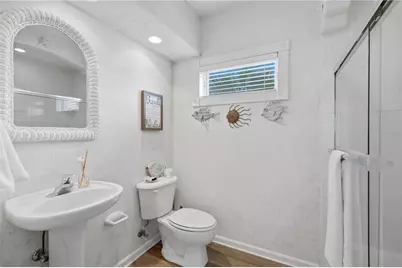 5390 Gulf Drive, Holmes Beach, FL 34217 - Photo 17