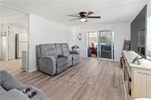 5619 Bayshore Rd, Palmetto, FL 34221 - Photo 11