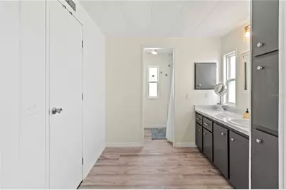 5619 Bayshore Road #240, Palmetto, FL 34221 - Photo 17