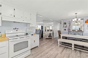 5619 Bayshore Rd, Palmetto, FL 34221 - Photo 7