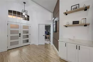 597 Oak River Ct, Osprey, FL 34229 - Photo 5