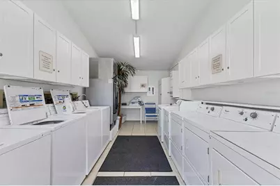 4725 Gulf Of Mexico Drive #314, Longboat Key, FL 34228 - Photo 49