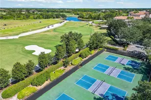 7922 Royal Birkdale Cir, Lakewood Ranch, FL 34202 - Photo 35