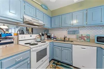 1801 Gulf Drive N #238, Bradenton Beach, FL 34217 - Photo 7