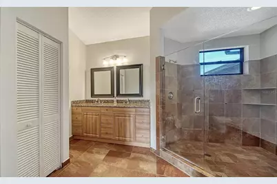 5260 Heron Way #202, Sarasota, FL 34231 - Photo 23