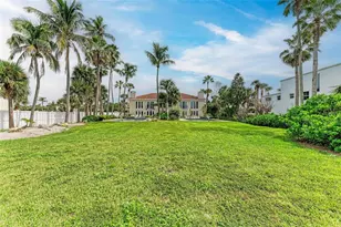 4473 Gulf of Mexico Dr, Longboat Key, FL 34228 - Photo 25