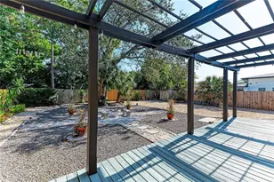 401 27th St W, Bradenton, FL 34205 - Photo 51