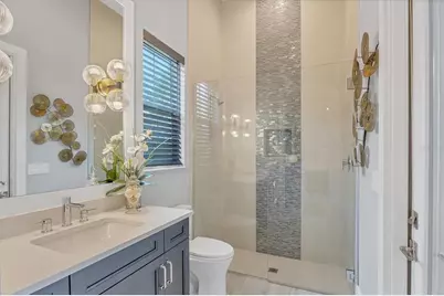 8477 Pavia Way, Lakewood Ranch, FL 34202 - Photo 21