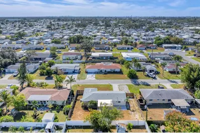 1102 Fruitland Avenue, Bradenton, FL 34207 - Photo 31