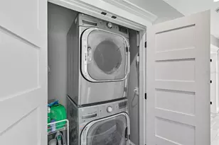 108 7th St S, Bradenton Beach, FL 34217 - Photo 31