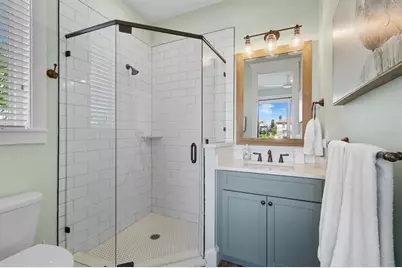 108 7th Street S, Bradenton Beach, FL 34217 - Photo 15