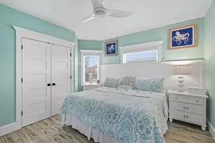 108 7th St S, Bradenton Beach, FL 34217 - Photo 29