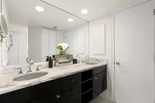 1750 Benjamin Franklin Dr, Sarasota, FL 34236 - Photo 27