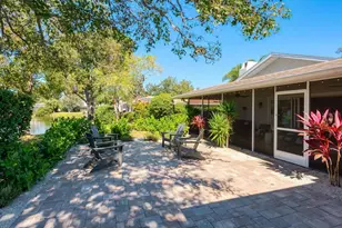 130 Mimosa Dr, Sarasota, FL 34232 - Photo 25