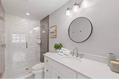 110 Spring Avenue, Anna Maria, FL 34216 - Photo 9