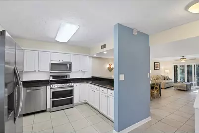 800 Hudson Avenue #106, Sarasota, FL 34236 - Photo 9
