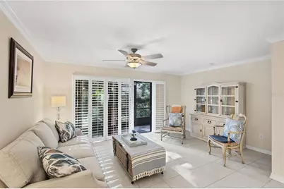 800 Hudson Avenue #106, Sarasota, FL 34236 - Photo 5