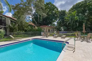 800 Hudson Ave, Sarasota, FL 34236 - Photo 27