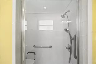 6506 42nd St E, Sarasota, FL 34243 - Photo 19