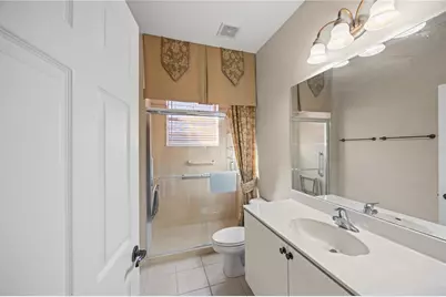 6506 42nd Street E, Sarasota, FL 34243 - Photo 5
