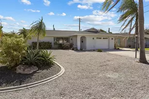 325 Fiesole St, Venice, FL 34285 - Photo 1