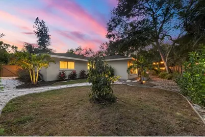 2375 Datura Street, Sarasota, FL 34239 - Photo 15