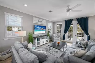 159 Crescent Dr, Anna Maria, FL 34216 - Photo 9