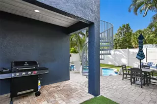 159 Crescent Dr, Anna Maria, FL 34216 - Photo 57