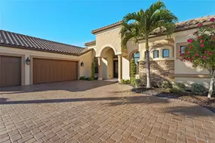 5356 Greenbrook Dr, Sarasota, FL 34238 - Photo 3