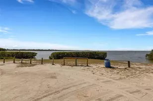 2011 Harvard Ave, Bradenton, FL 34207 - Photo 51