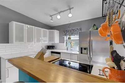 2011 Harvard Avenue, Bradenton, FL 34207 - Photo 11