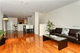 8610 Majestic Elm Ct, Lakewood Ranch, FL 34202 - Photo 3