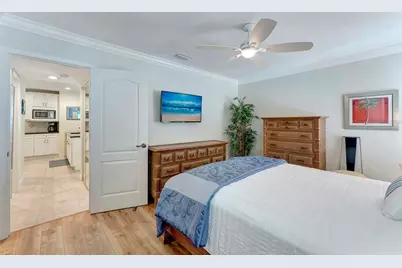 1017 W Peppertree Drive #116, Sarasota, FL 34242 - Photo 23