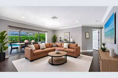 8010 Conservatory Drive, Sarasota, FL 34243 - Photo 7